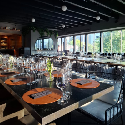 koli-catering-eventos-monterrey KOLI Lounge set up for a private event. Decorated with glasses.